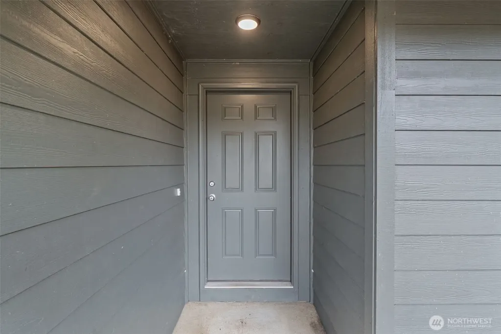 703 NW 117th Street Vancouver WA 98685