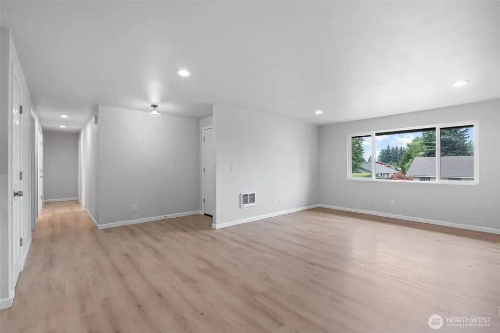 703 NW 117th Street Vancouver WA 98685