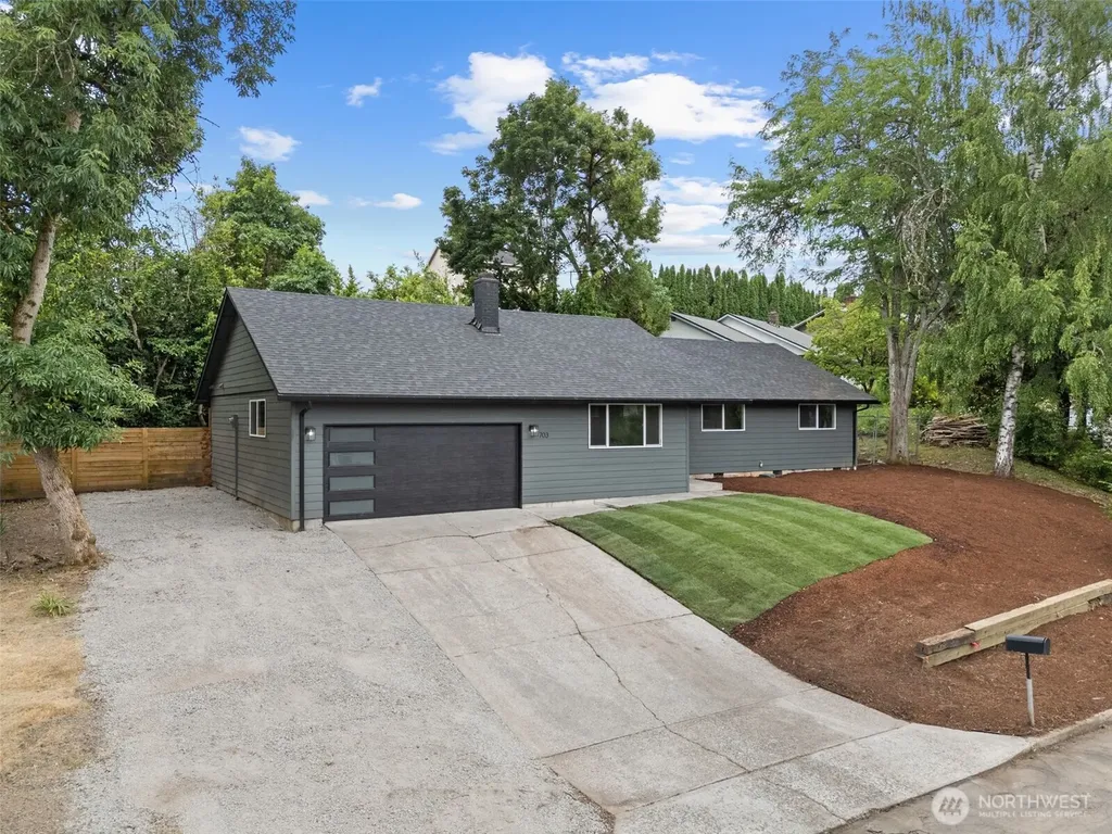703 NW 117th Street Vancouver WA 98685