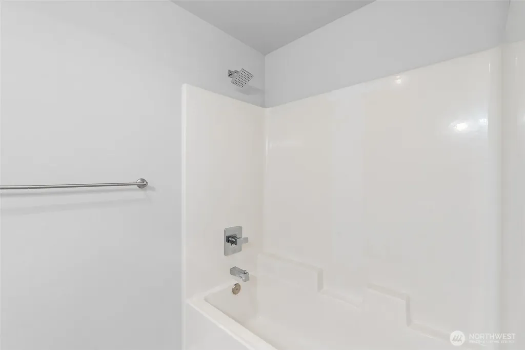 703 NW 117th Street Vancouver WA 98685
