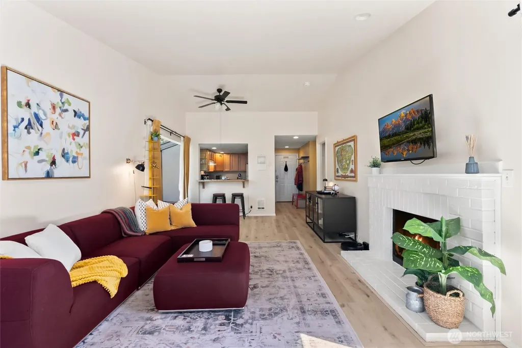 15123 Sunwood Boulevard Tukwila WA 98188