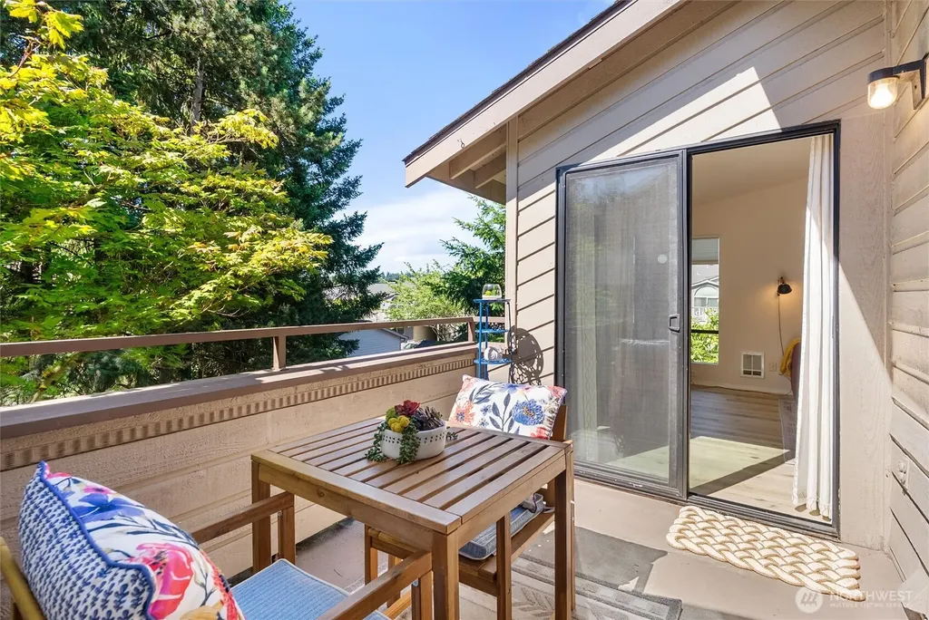 15123 Sunwood Boulevard Tukwila WA 98188