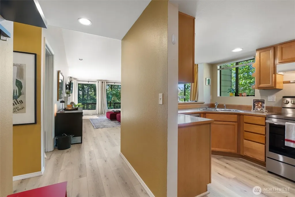 15123 Sunwood Boulevard Tukwila WA 98188