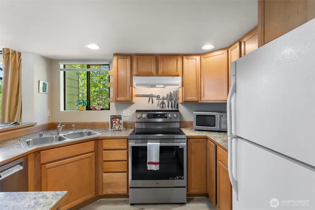 15123 Sunwood Boulevard Tukwila WA 98188