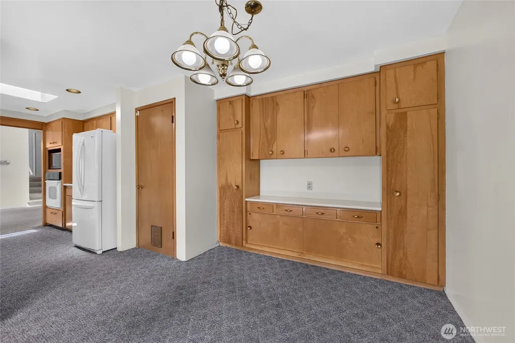 2015 152nd Place SE Bellevue WA 98007
