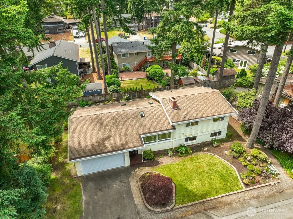 2015 152nd Place SE Bellevue WA 98007
