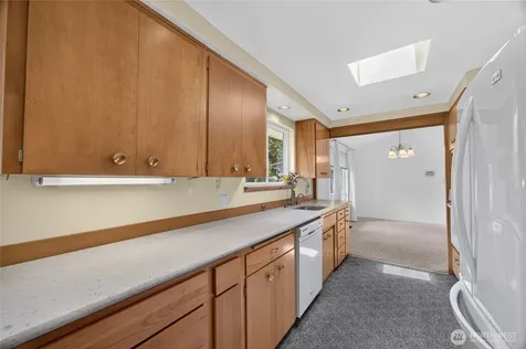 2015 152nd Place SE Bellevue WA 98007