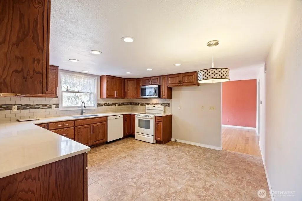5207 NW Painted Hills Road Ephrata WA 98823
