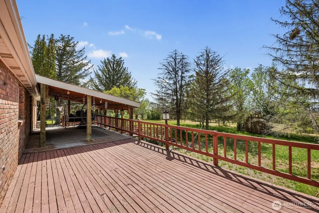 5207 NW Painted Hills Road Ephrata WA 98823