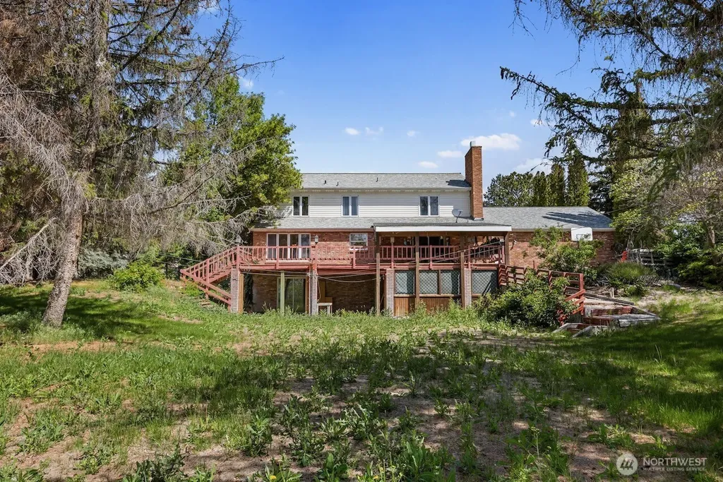 5207 NW Painted Hills Road Ephrata WA 98823
