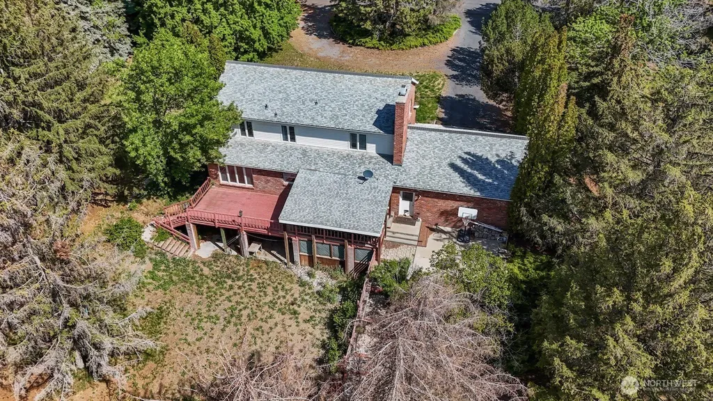 5207 NW Painted Hills Road Ephrata WA 98823