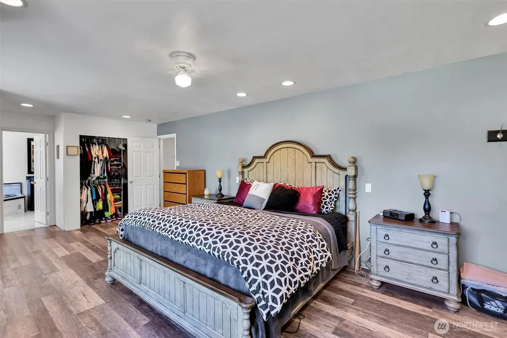 1519 95th Street E Tacoma WA 98445