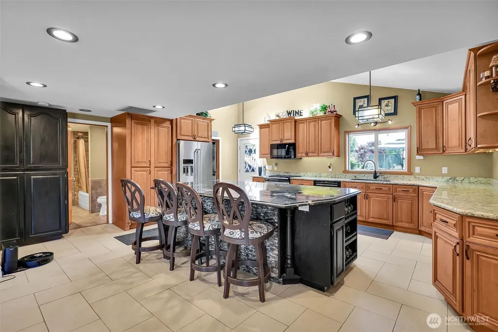 1519 95th Street E Tacoma WA 98445