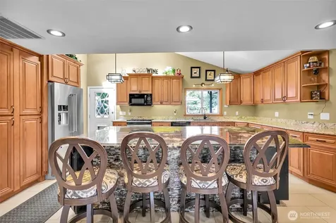 1519 95th Street E Tacoma WA 98445