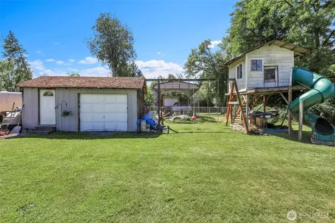 1519 95th Street E Tacoma WA 98445