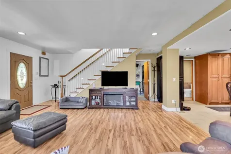 1519 95th Street E Tacoma WA 98445