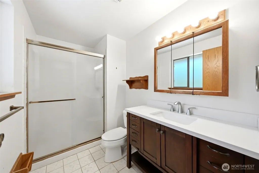 5625 138th Street NW Gig Harbor WA 98332