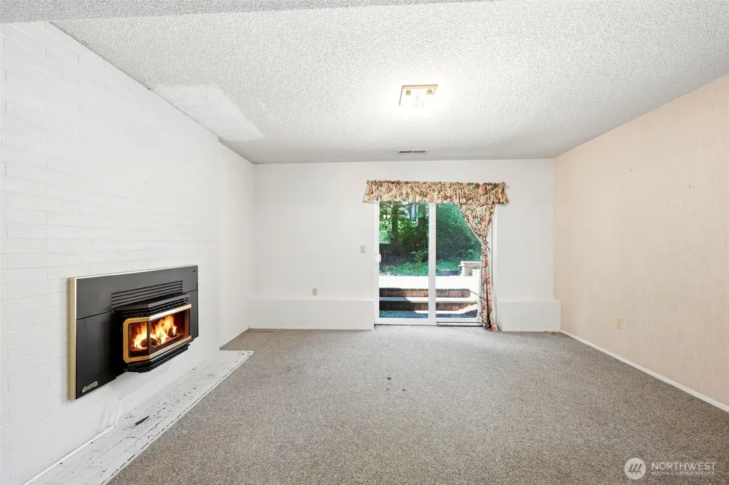 5625 138th Street NW Gig Harbor WA 98332