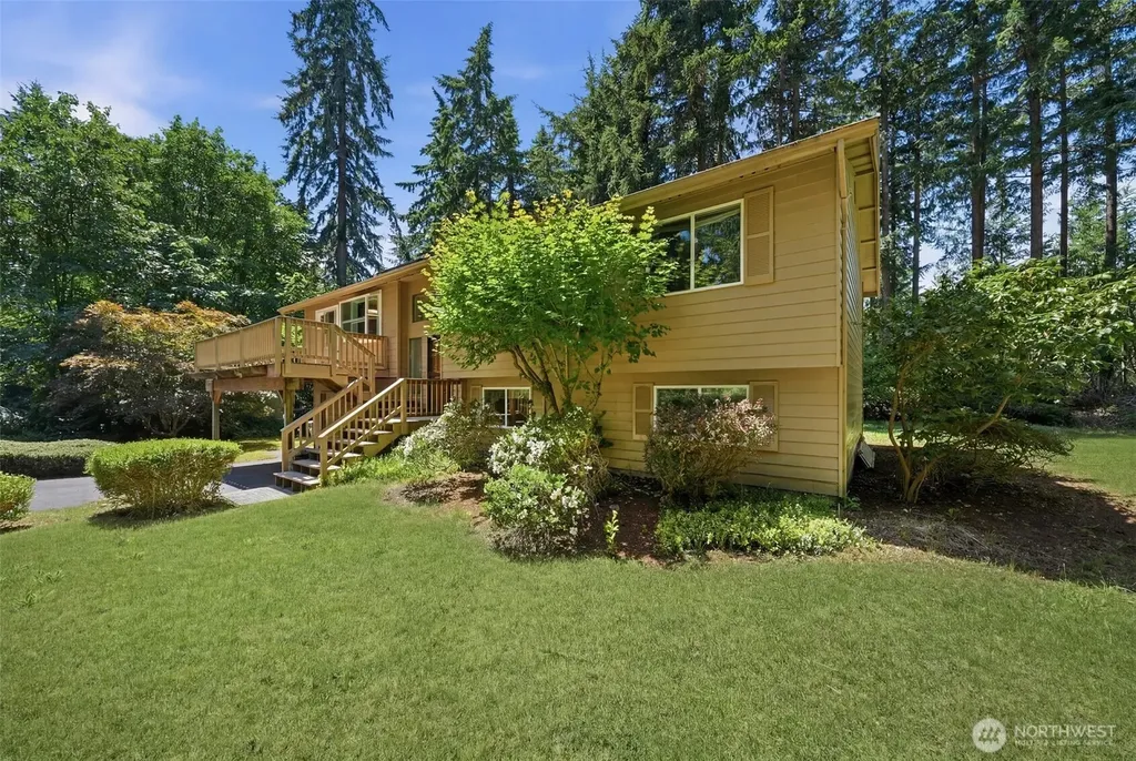 5625 138th Street NW Gig Harbor WA 98332