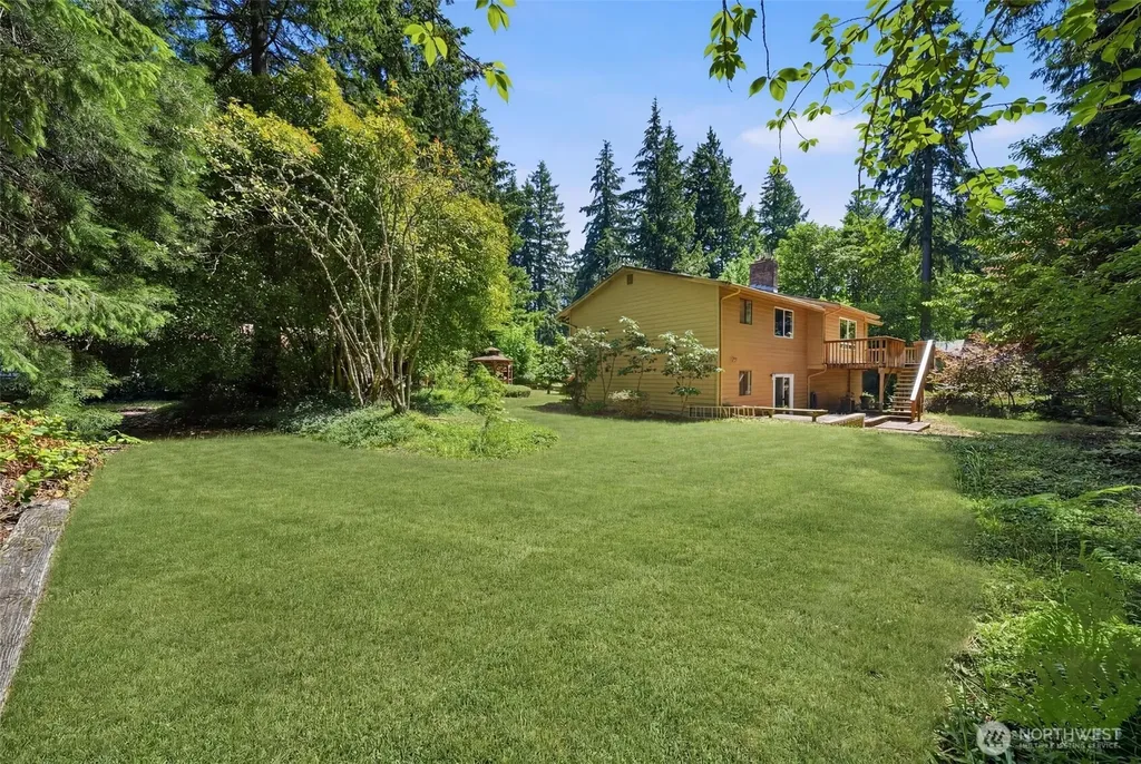 5625 138th Street NW Gig Harbor WA 98332