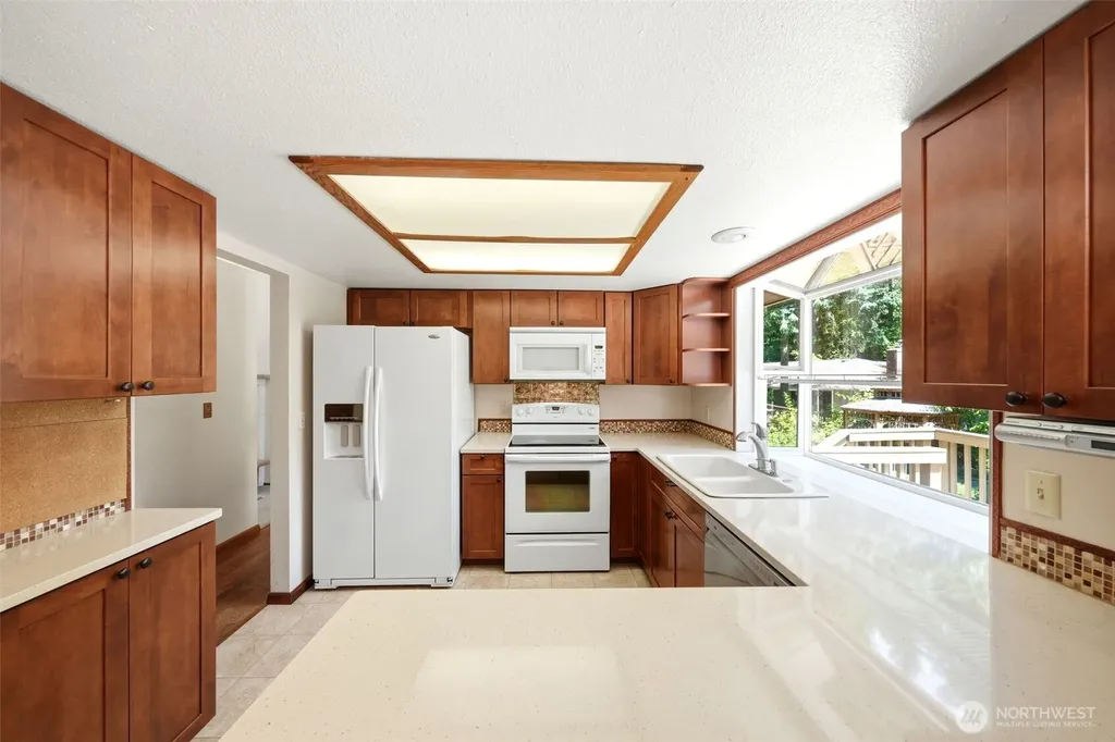 5625 138th Street NW Gig Harbor WA 98332