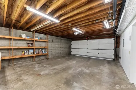 15811 205th Avenue SE Renton WA 98059