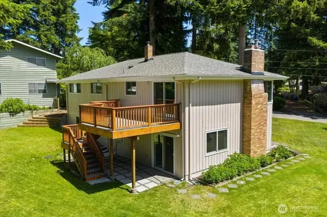 15811 205th Avenue SE Renton WA 98059