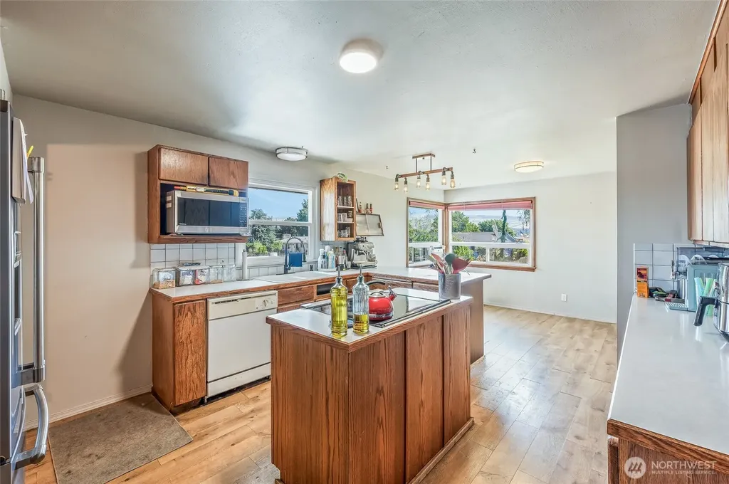 1308 S Poe Wenatchee WA 98801