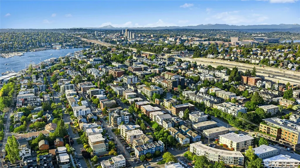 2014 Yale Ave E Seattle WA 98102