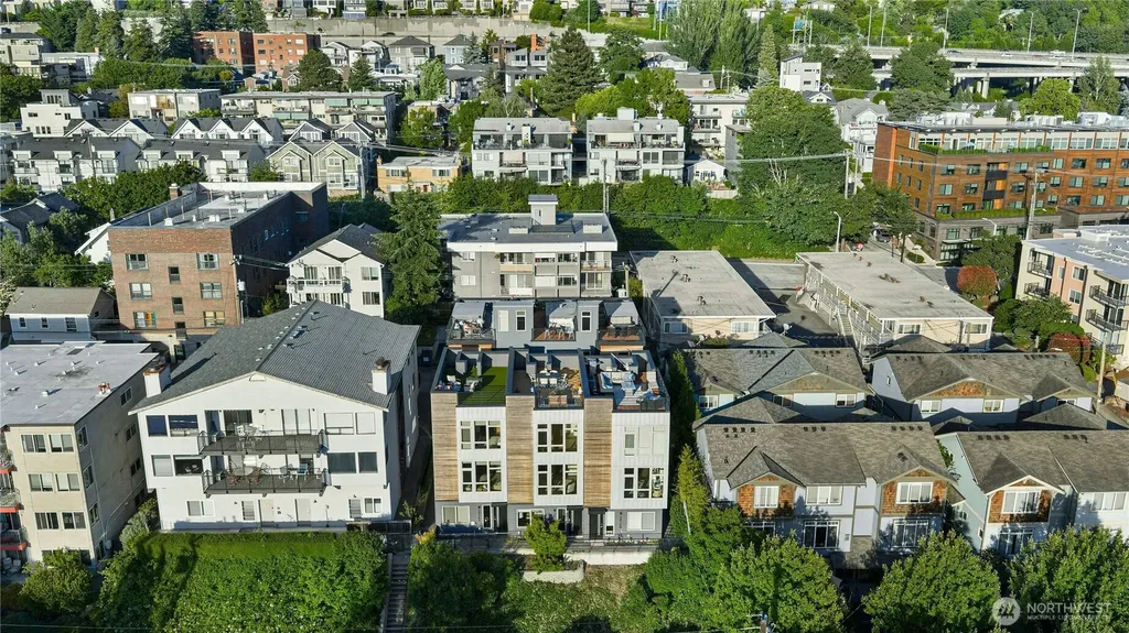2014 Yale Ave E Seattle WA 98102