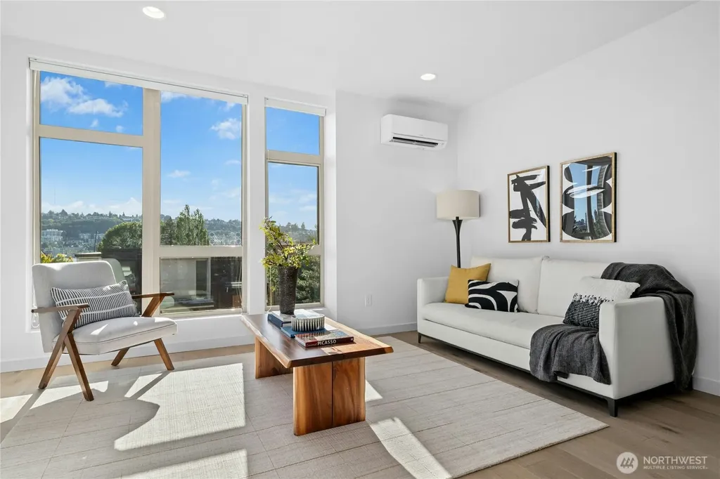 2014 Yale Ave E Seattle WA 98102