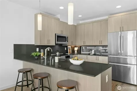 2014 Yale Ave E Seattle WA 98102