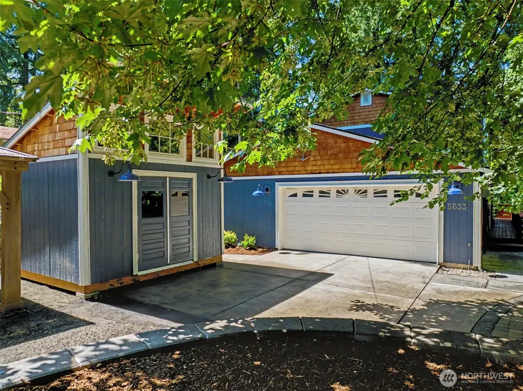 5633 Lake Saint Clair Drive SE Olympia WA 98513