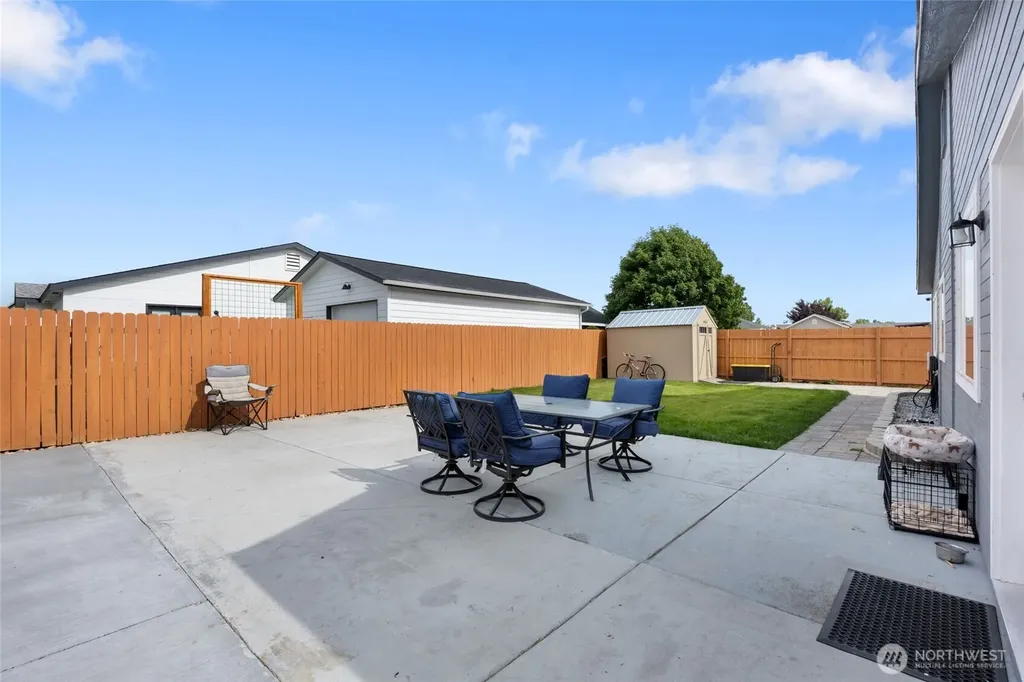 1897 Palo Verde Moses Lake WA 98837