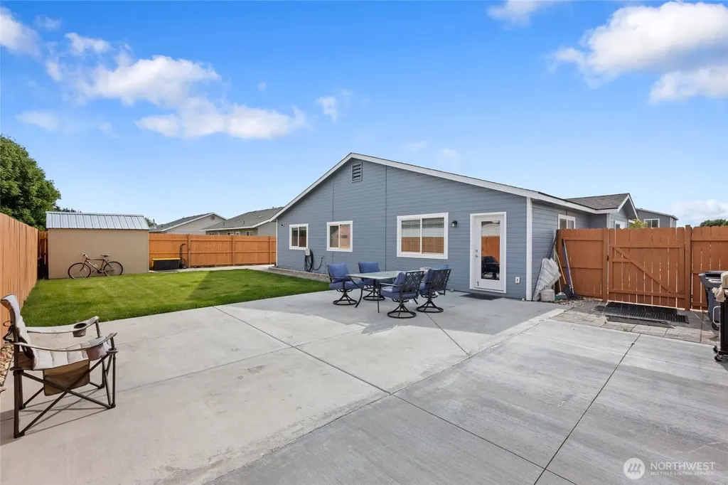 1897 Palo Verde Moses Lake WA 98837