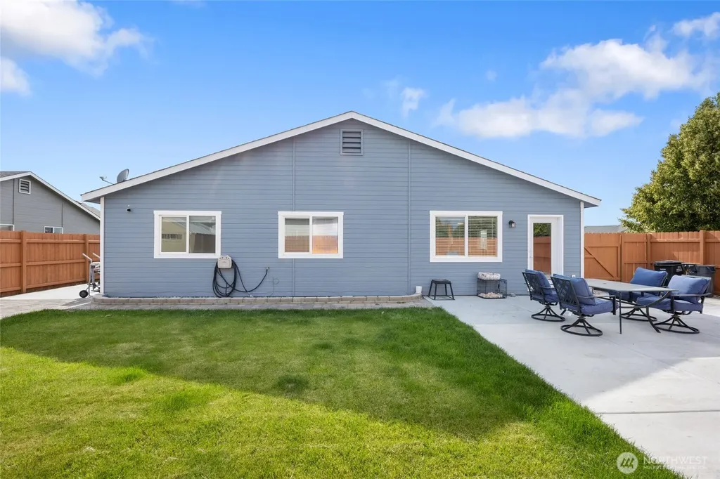 1897 Palo Verde Moses Lake WA 98837