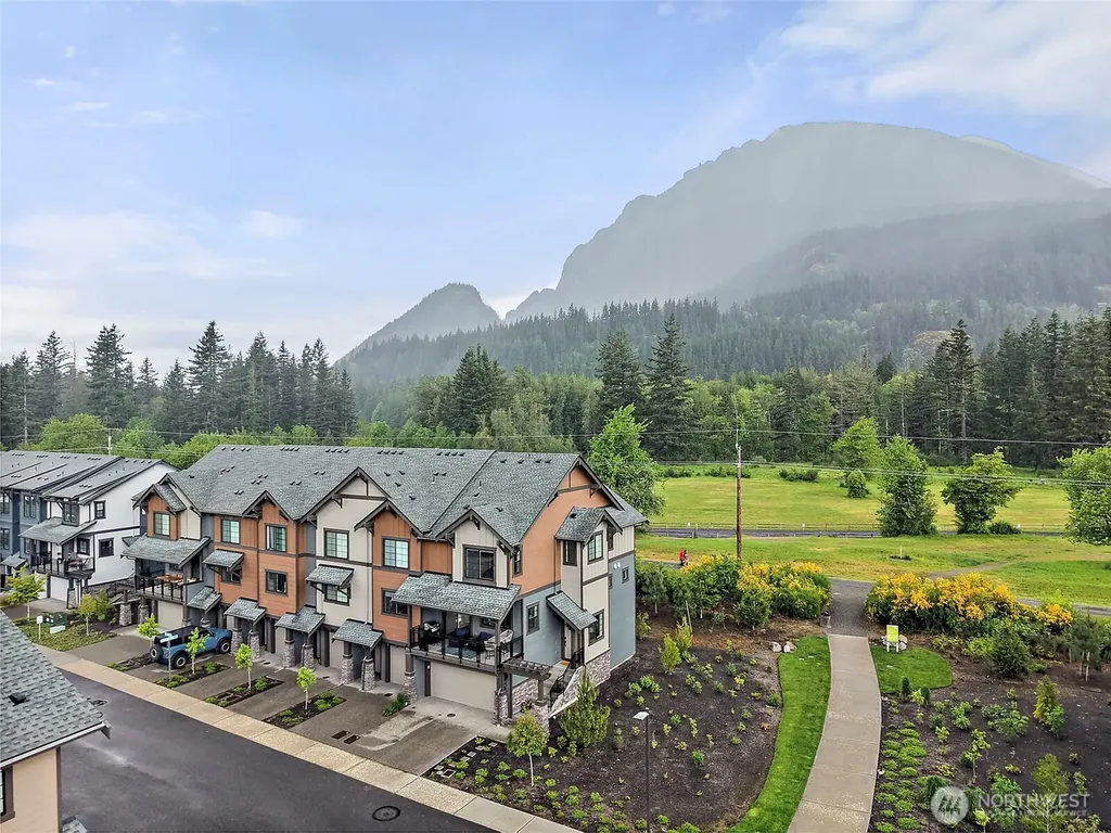 1890 SE 12th Street North Bend WA 98045