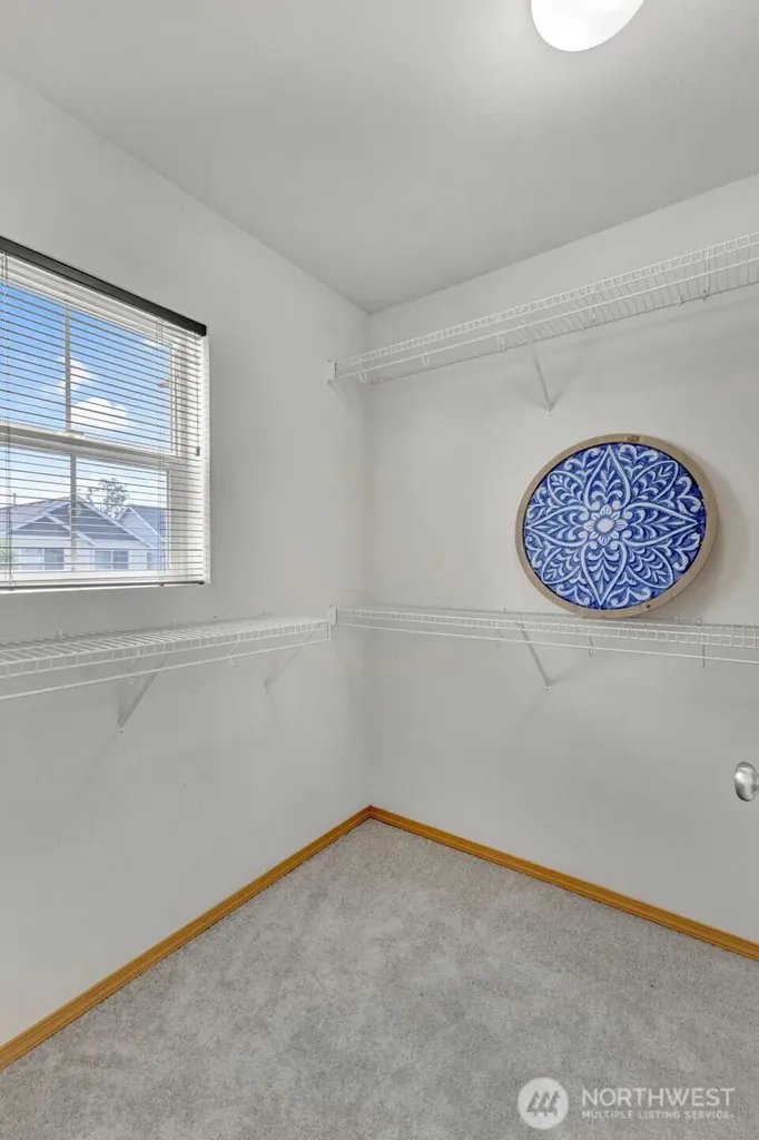 6219 Park St E Fife WA 98424