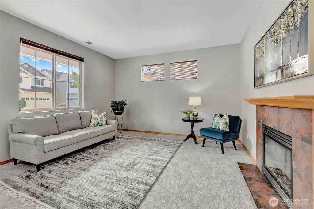 6219 Park St E Fife WA 98424