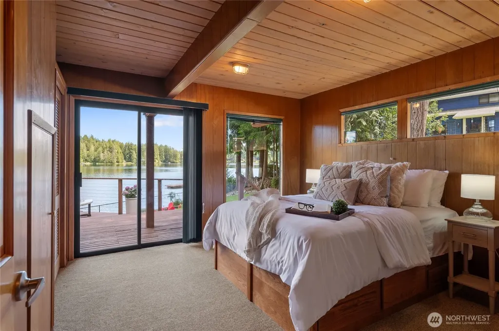 4694 Panther Lake Road W Bremerton WA 98312