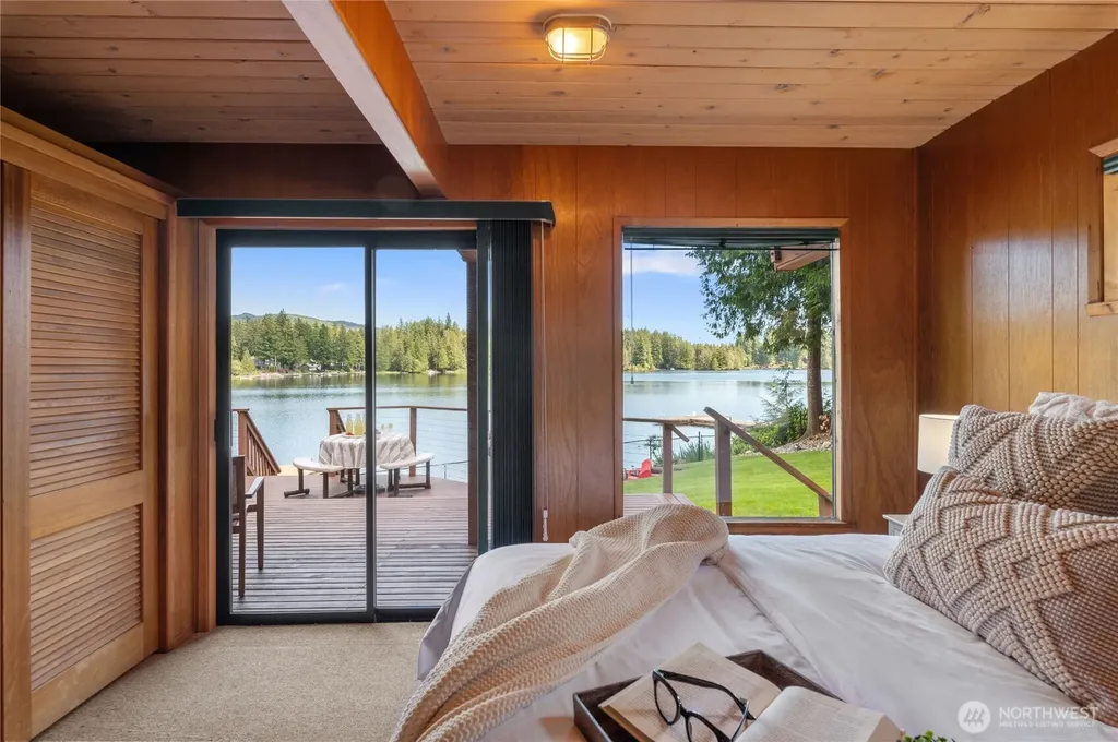 4694 Panther Lake Road W Bremerton WA 98312
