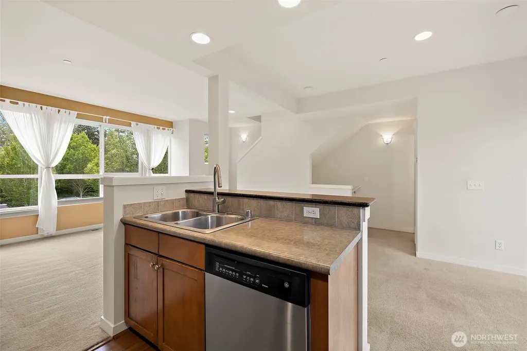 1748 24th Avenue NE Issaquah WA 98029