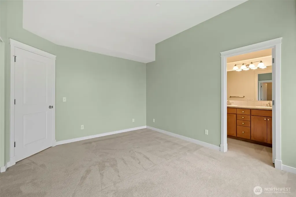 1748 24th Avenue NE Issaquah WA 98029