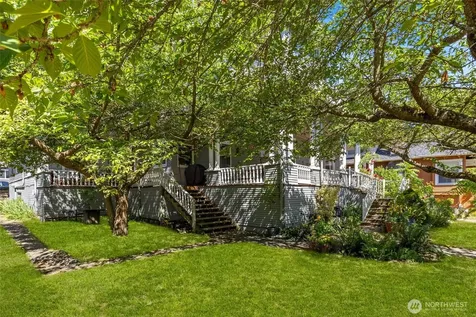 403 30th Avenue Seattle WA 98122