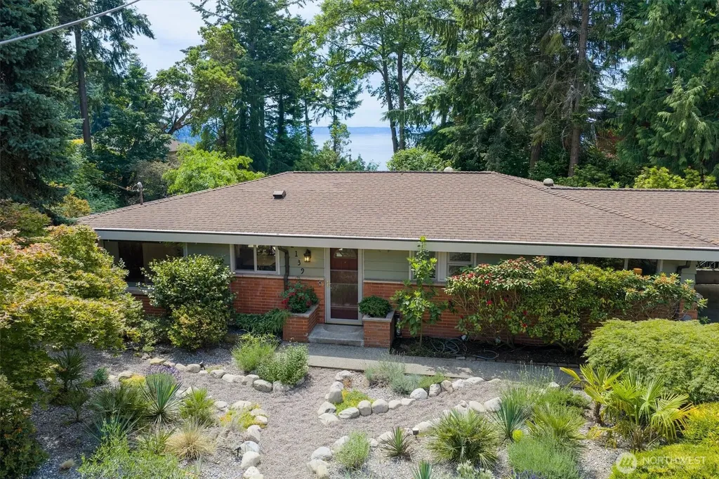2139 SW 170th Street Normandy Park WA 98166
