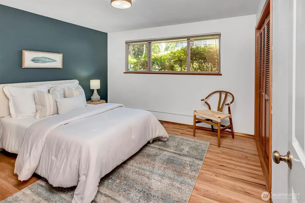 2139 SW 170th Street Normandy Park WA 98166