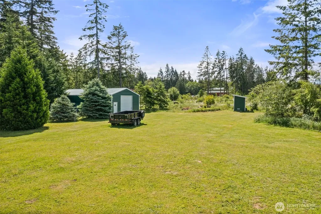 1090 Middle Fork Road Onalaska WA 98570