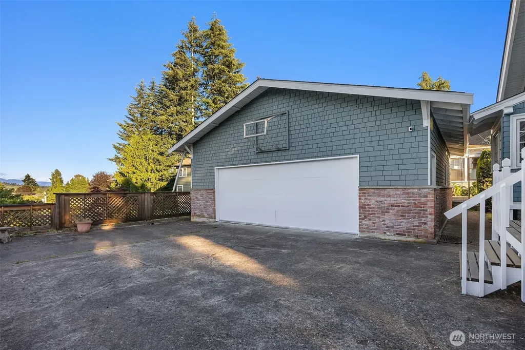 423 Ave B Snohomish WA 98290