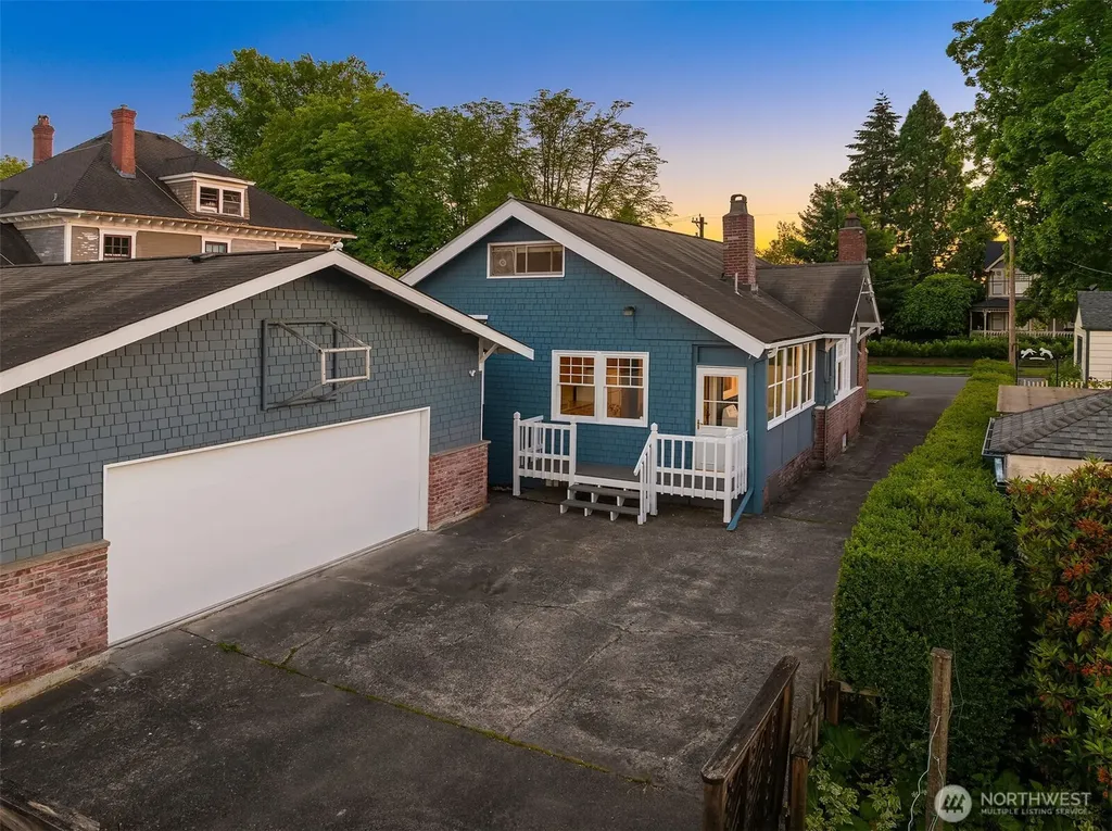 423 Ave B Snohomish WA 98290