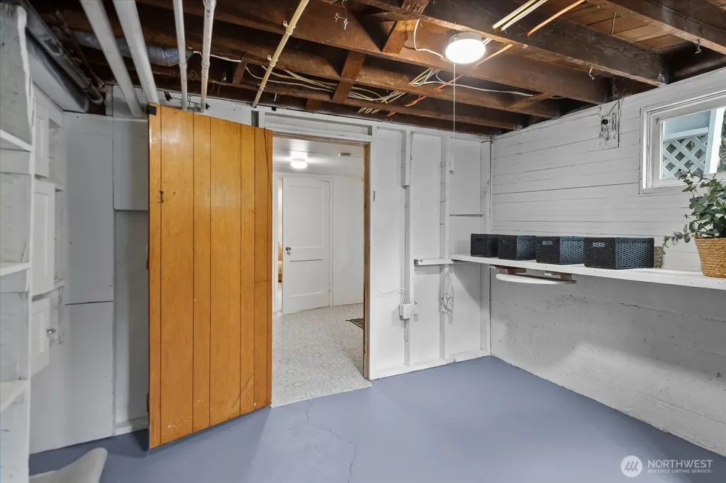 347 NW 81st Street Seattle WA 98117